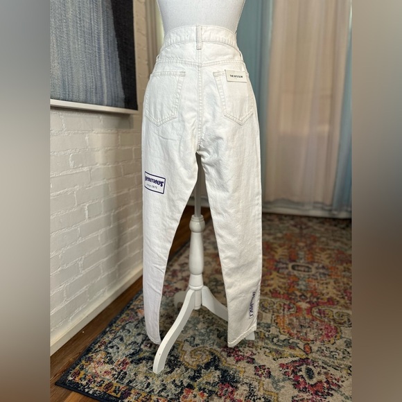 NWT Zara White Denim Synthetic Dreams Distressed Jeans - Picture 8 of 12